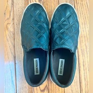 Steve Madden slip ins size 9.5